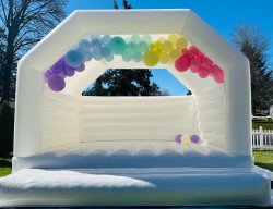 White Arch Bounce House (Lrg)